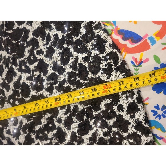 GUESS Women's Cocktail Dress Size 10 Black Silver Cheetah Sequin Mini Sh… - Picture 9 of 10